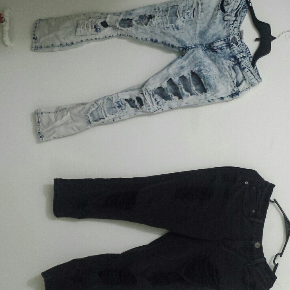 Mudd ripped jeans bundle deal .